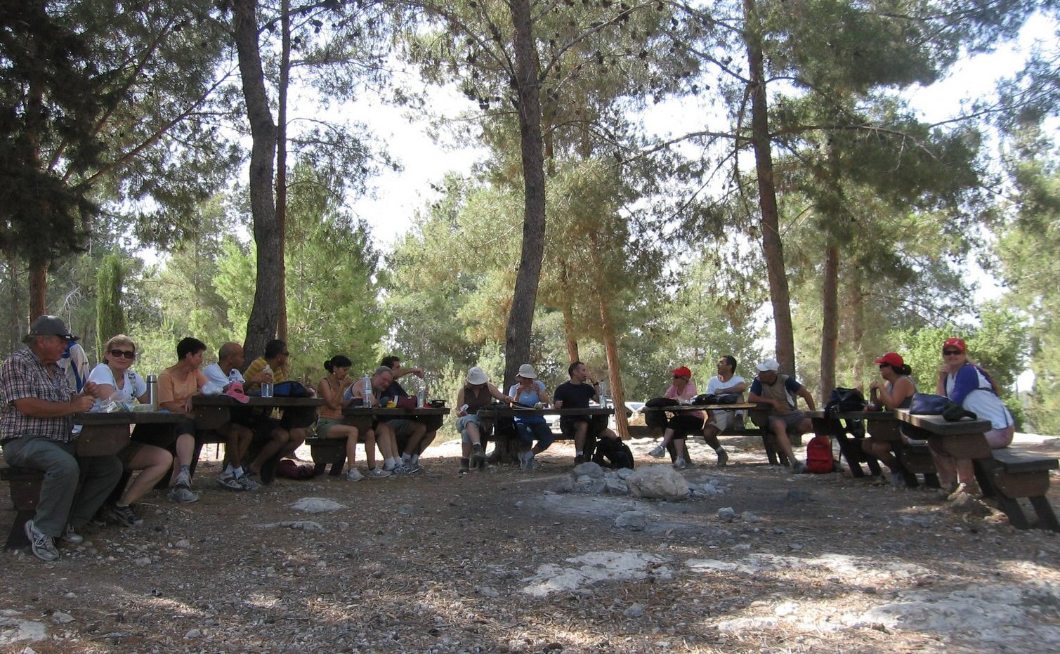 Picnic area with vista of the Ayalon Valley (photo by Aloush)