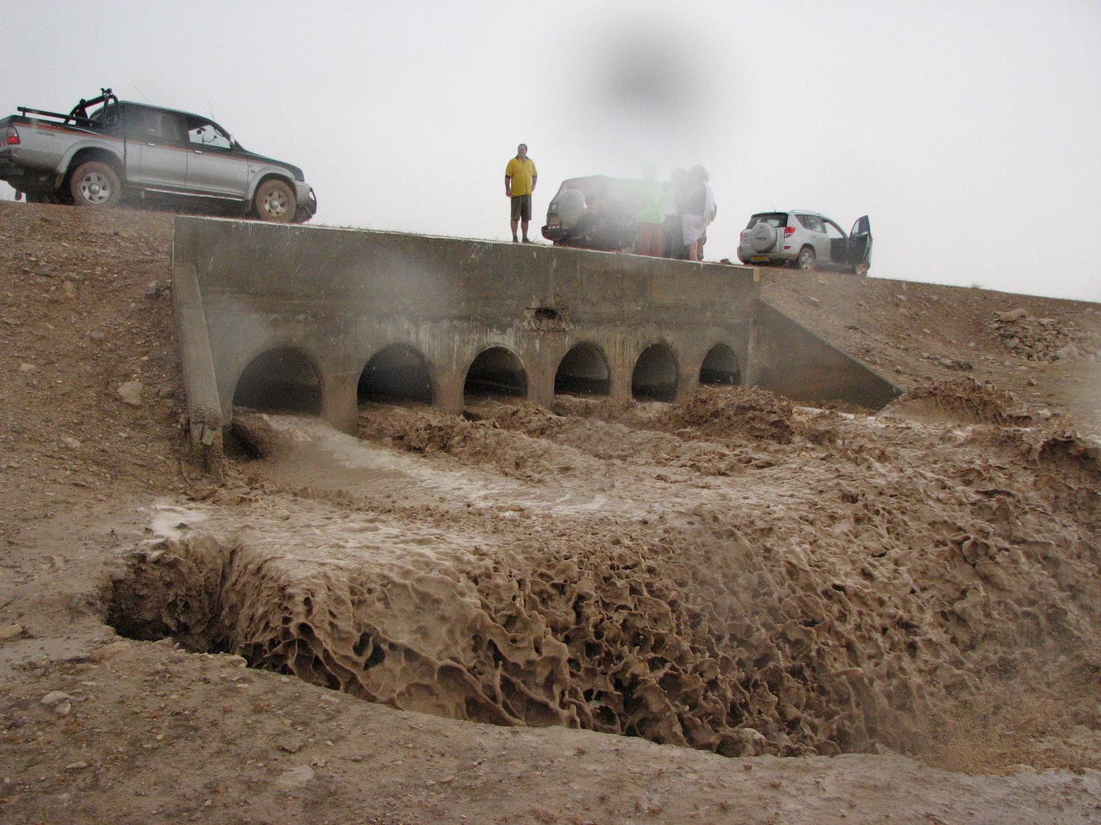 12 May 2007 - 15:00 - Judean Desert Jeep Trip - Flood waters gushing through concrete ducts (Tomer Shkolnik photo)