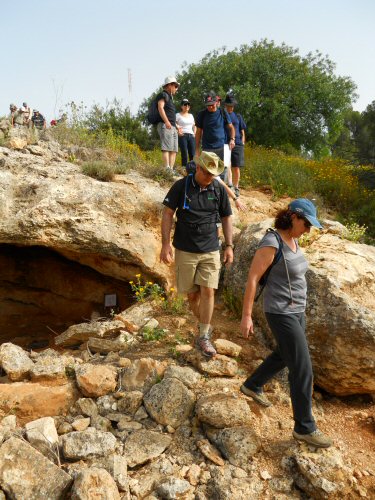 Cave with memorial for Filon Friedman and other Hagana soldiers